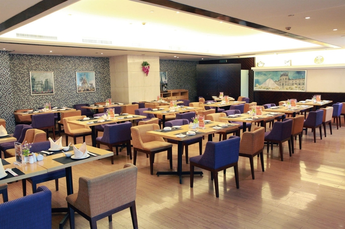 Imagen del bar/restaurante del Hotel Merry Shanghai. Foto 1