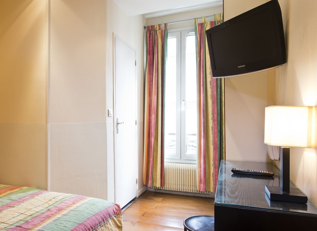 Imagen de la habitación del Hotel Merryl. Foto 8