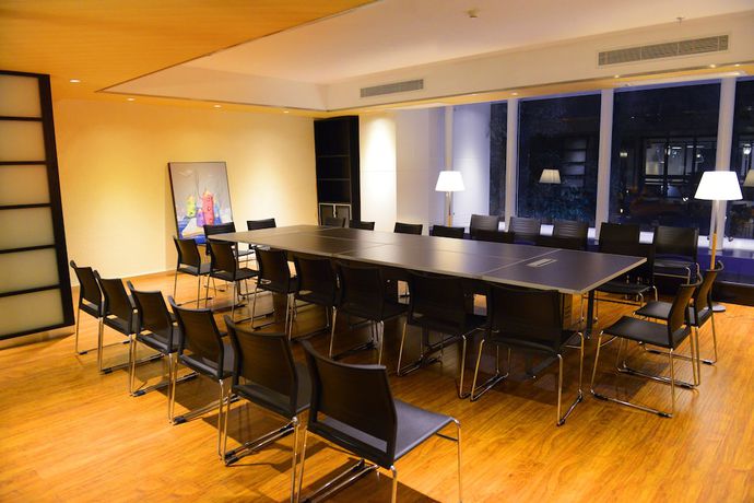 Imagen de los interiores del Hotel Merrynest. Foto 16