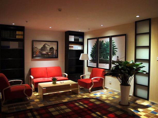 Imagen de los interiores del Hotel Merrynest. Foto 18