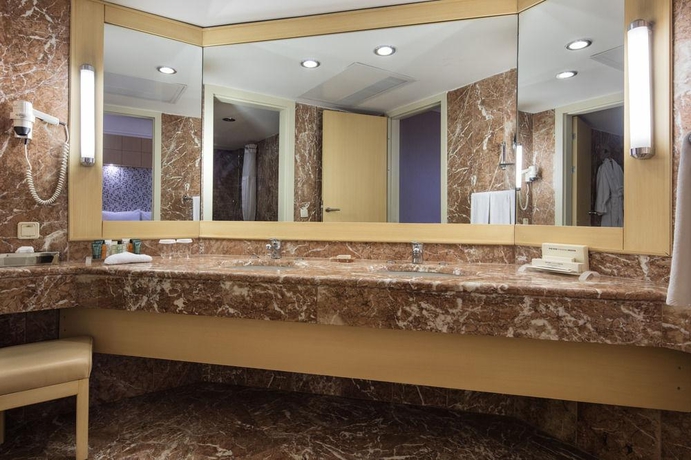 Imagen general del Hotel Mersin Hiltonsa. Foto 4