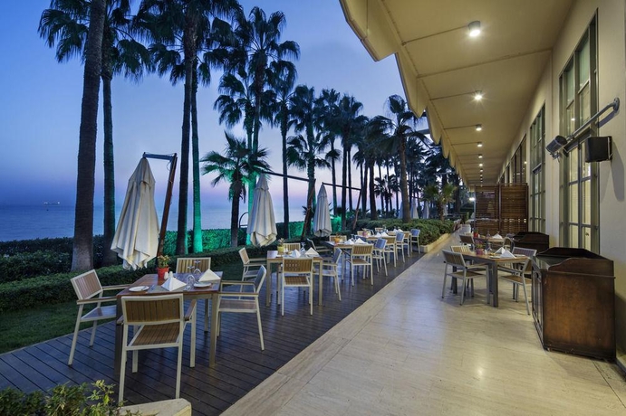 Imagen general del Hotel Mersin Hiltonsa. Foto 5