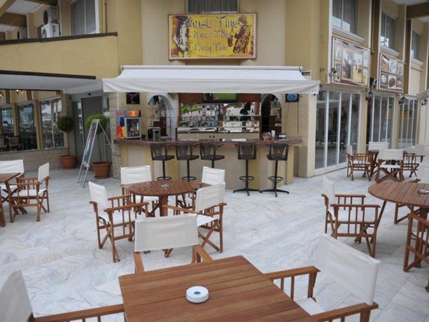 Imagen general del Hotel Mert Sea Side. Foto 6