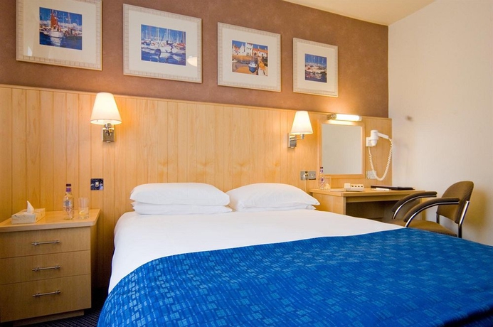 Imagen de la habitación del Hotel Merton. Foto 5