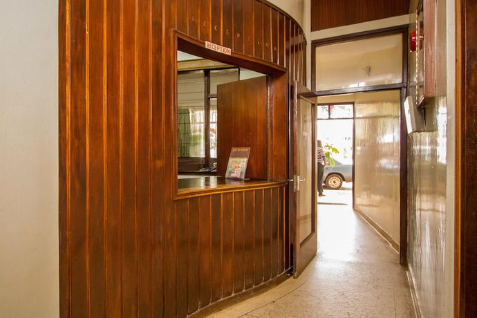 Imagen de los interiores del Hotel Meru Safari. Foto 19