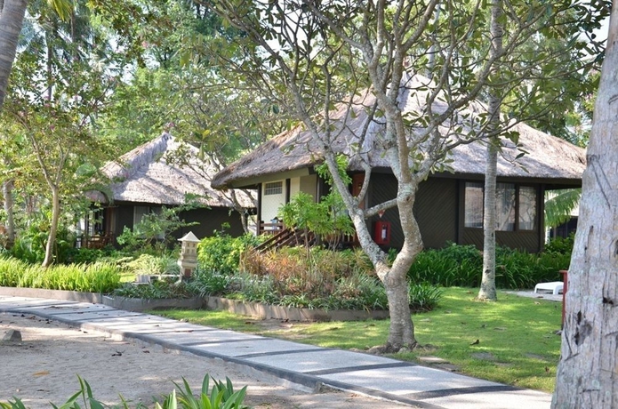 Imagen de los exteriores del Hotel Merumatta Senggigi Lombok. Foto 14