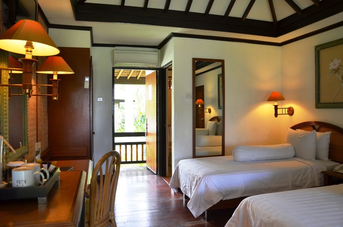 Imagen de la habitación del Hotel Merumatta Senggigi Lombok. Foto 12