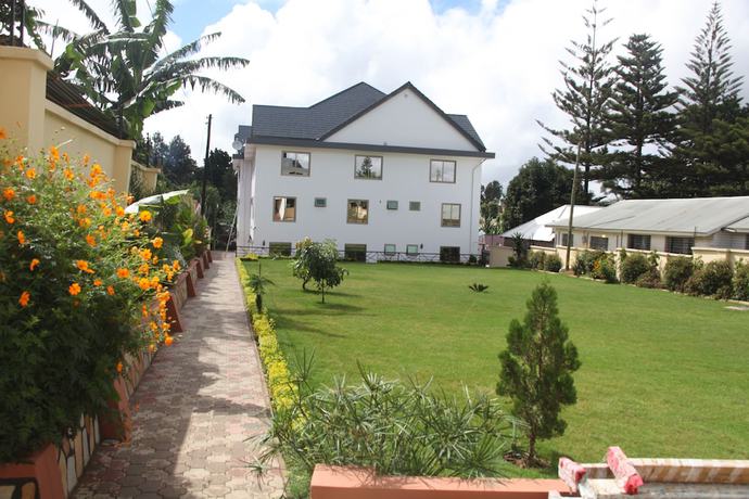 Imagen de los interiores del Hotel Merves. Foto 16