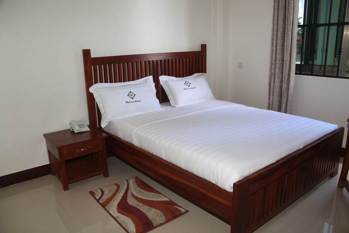 Imagen de la habitación del Hotel Merves. Foto 12