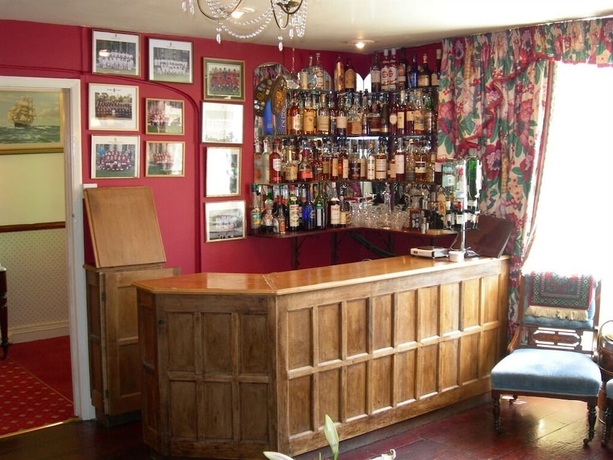 Imagen del bar/restaurante del Hotel Meryan House. Foto 7