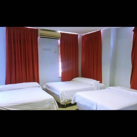 Imagen de la habitación del Hotel Meryland, Col&oacute;n. Foto 7