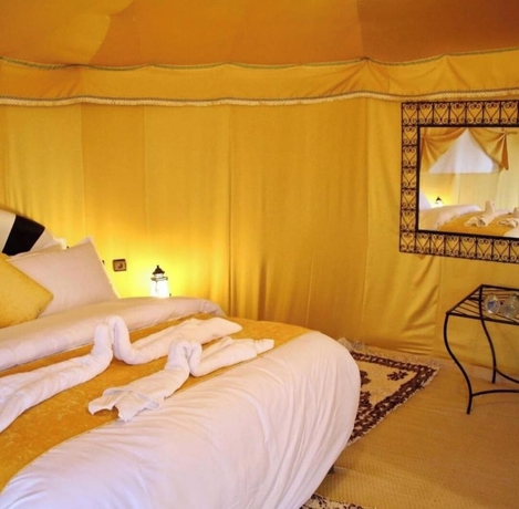 Imagen de la habitación del Hotel Merzouga Luxury Tented. Foto 7