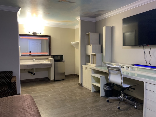 Imagen de la habitación del Hotel Mesa Motel. Foto 6