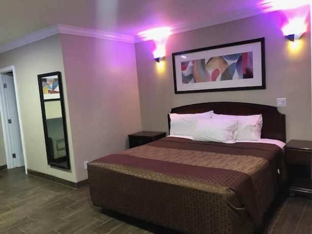 Imagen de la habitación del Hotel Mesa Motel. Foto 13