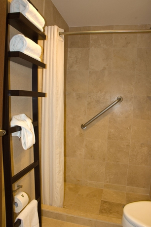 Imagen de la habitación del Hotel Mesaluna Near American Consulate. Foto 9