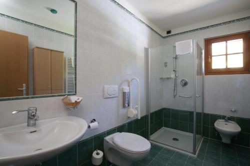 Imagen de la habitación del Hotel Mesdi. Foto 19