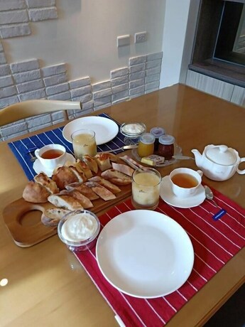 Imagen del bar/restaurante del Hotel Mesin Inn. Foto 14