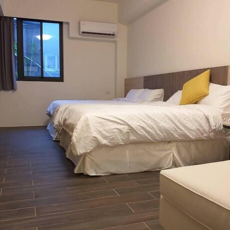 Imagen de la habitación del Hotel Mesin Inn. Foto 24