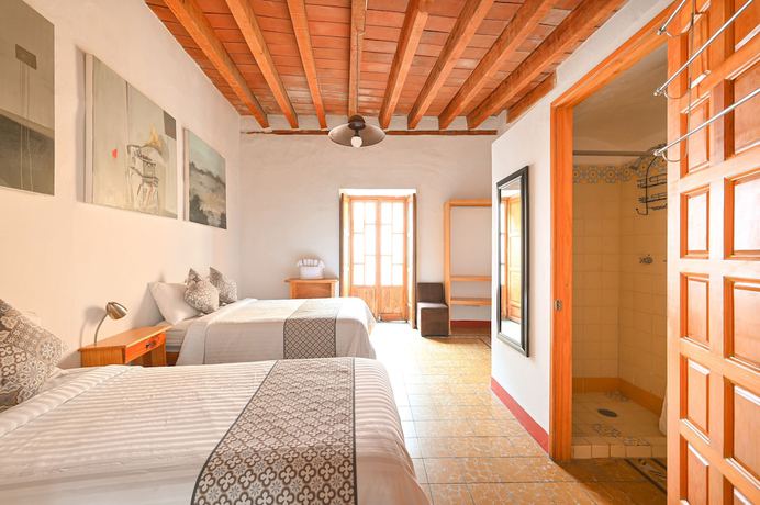 Imagen general del Hotel Mesón Cuévano. Foto 1