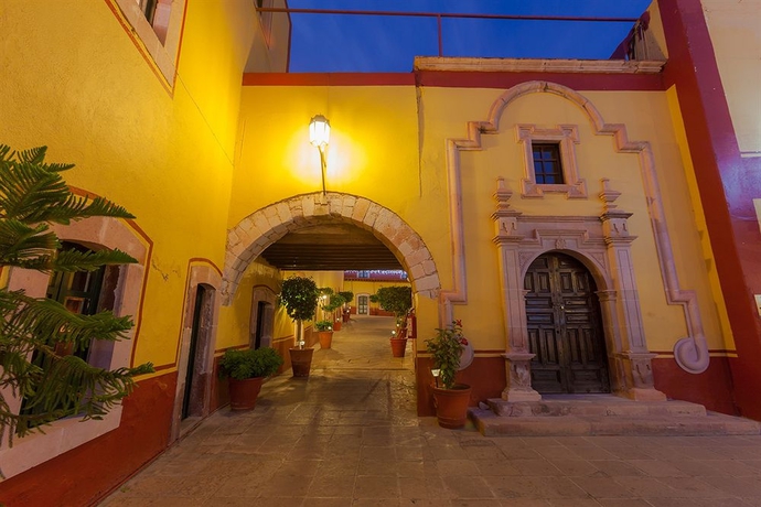 Imagen de los interiores del Hotel Mesón De Jobito. Foto 14