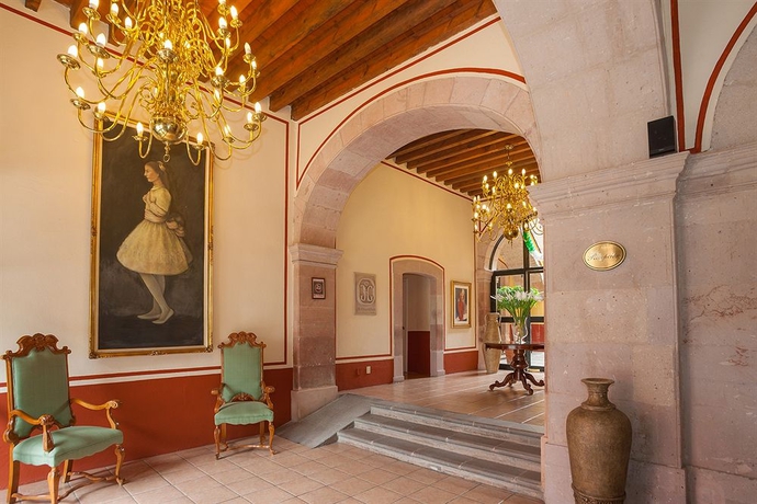 Imagen de los interiores del Hotel Mesón De Jobito. Foto 15