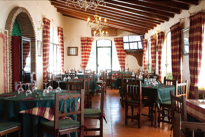 Imagen del bar/restaurante del Hotel Mesón De La Molinera. Foto 3