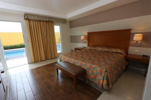 Imagen general del Hotel Mes&oacute;n De La Rivera. Foto 5