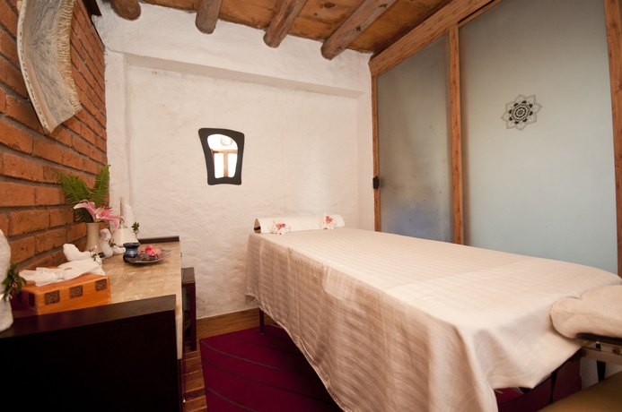 Imagen de los interiores del Hotel Mesón De Leyendas. Foto 14