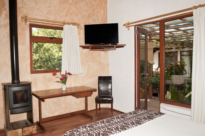 Imagen de la habitación del Hotel Mesón De Leyendas. Foto 10