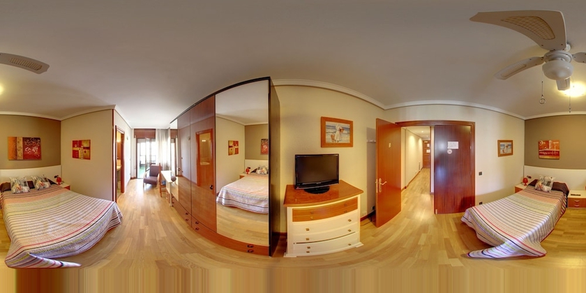 Imagen de la habitación del Hotel Mesón Del Barro. Foto 18