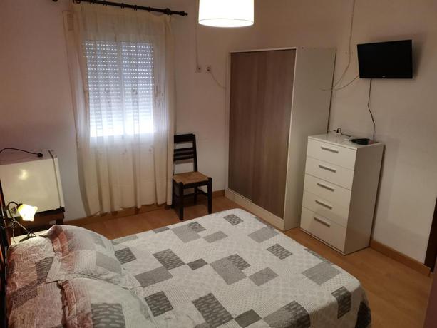 Imagen de la habitación del Hotel Mesón El Número Uno. Foto 5