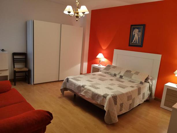 Imagen de la habitación del Hotel Mesón El Número Uno. Foto 6