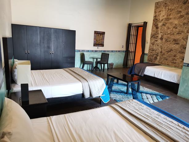Imagen de la habitación del Hotel Mes&oacute;n Santa Clara. Foto 13
