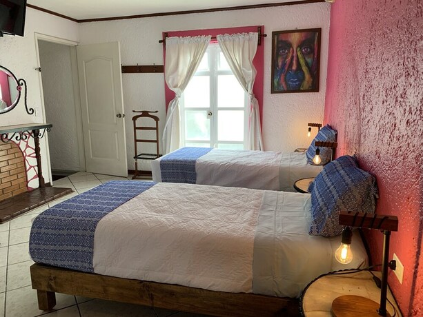 Imagen de la habitación del Hotel Mes&oacute;n Yollotl. Foto 20