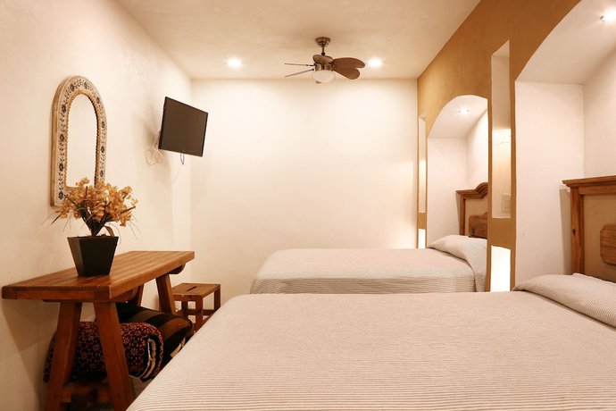Imagen de la habitación del Hotel Mes&oacute;n de Juan Valle. Foto 4