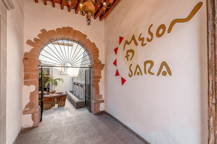 Imagen general del Hotel Mes&oacute;n de Sara. Foto 12