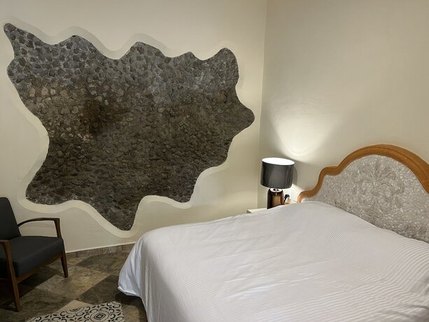 Imagen general del Hotel Mes&oacute;n de las Delicias. Foto 2