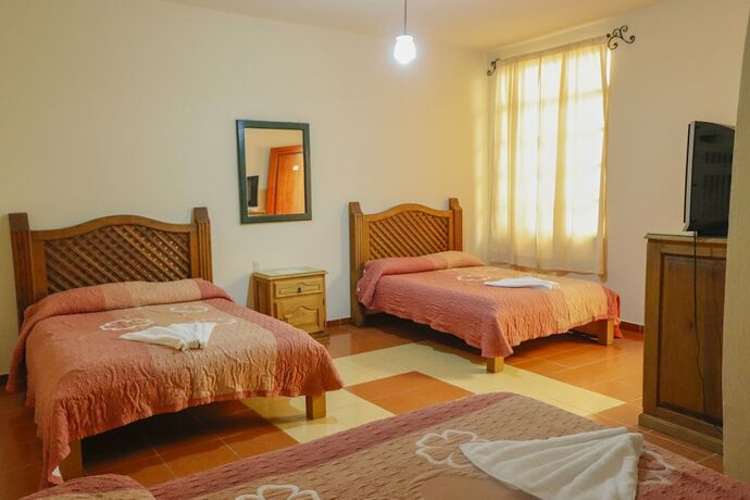 Imagen general del Hotel Mes&oacute;n de los &Aacute;ngeles. Foto 2