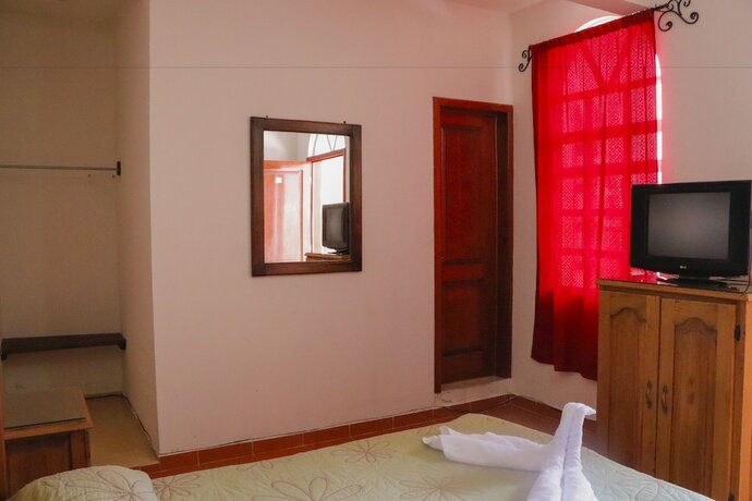 Imagen de la habitación del Hotel Mes&oacute;n de los &Aacute;ngeles. Foto 19