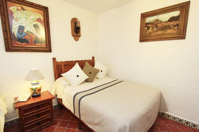 Imagen de la habitación del Hotel Mes&oacute;n del Rosario, Guanajuato. Foto 11