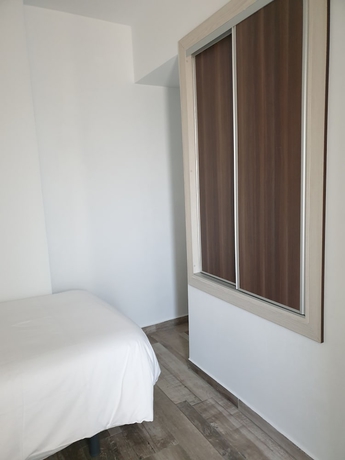 Imagen de la habitación del Hotel Mes&oacute;n-Hostal La Caba&ntilde;a. Foto 15