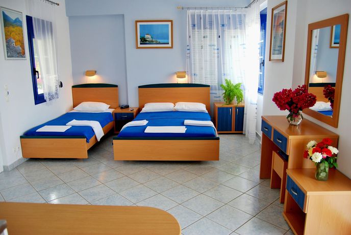 Imagen de la habitación del Hotel Mesogeios 2000. Foto 9