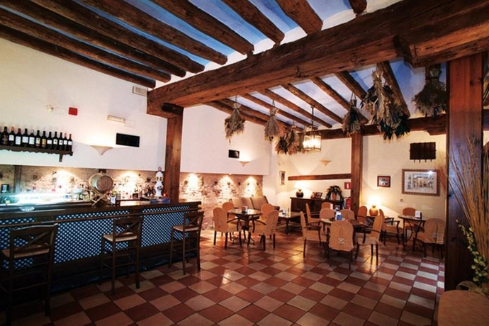 Imagen general del Hotel Meson De La Dolores. Foto 4