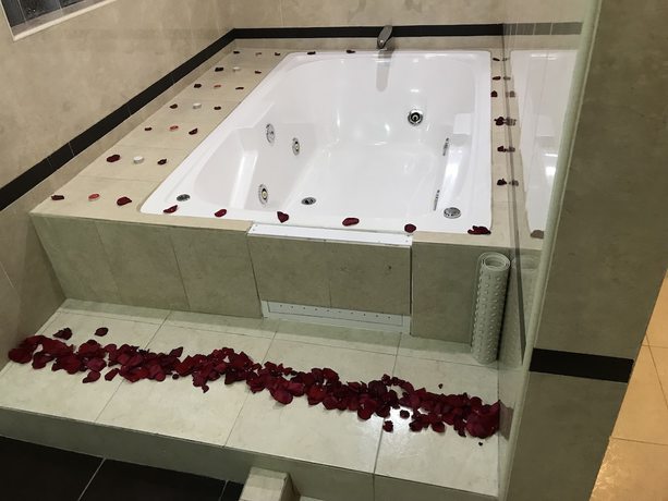 Imagen de la habitación del Hotel Meson De La Rivera. Foto 8