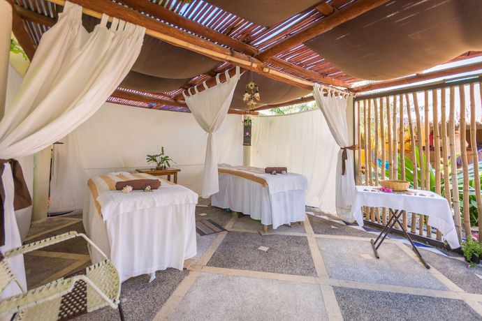 Imagen de los interiores del Hotel Meson De Mita. Foto 12