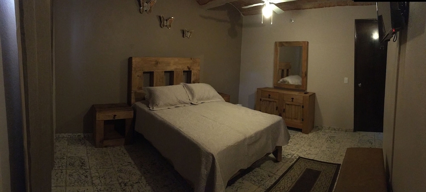 Imagen de la habitación del Hotel Meson Del Conde. Foto 9