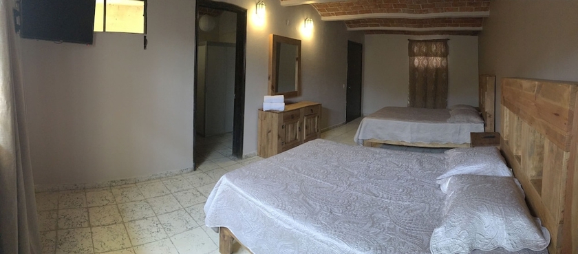 Imagen de la habitación del Hotel Meson Del Conde. Foto 11