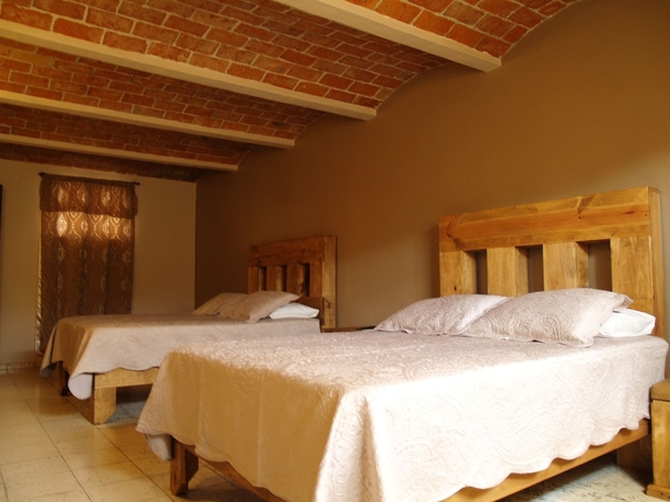Imagen de la habitación del Hotel Meson Del Conde. Foto 15