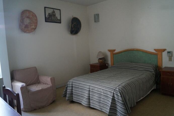 Imagen de la habitación del Hotel Meson Del Pe&ntilde;asco. Foto 23