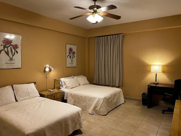 Imagen general del Hotel Meson Del Rey, Nuevo Laredo. Foto 1